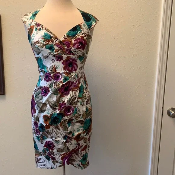 maggy london green floral dress Goldie in Floral Scribble main image 0